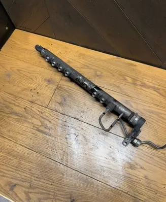 Volvo XC60 Fuel main line pipe 0445215025