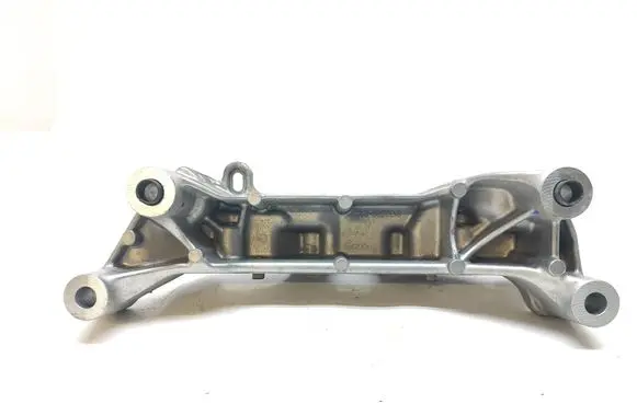 Peugeot 208 Engine mounting bracket 9813582980