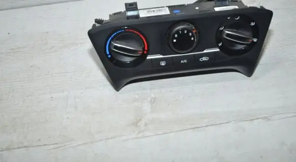 Hyundai i20 (GB IB) Climate control unit 97250C8410