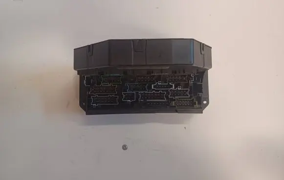 Mercedes-Benz CLS C218 X218 Fuse module A2129008007