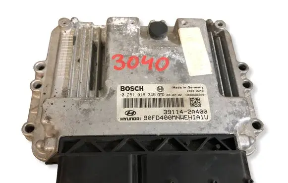 Hyundai i30 Engine control unit/module ECU 391142A400 0281016345 1039S35880