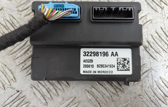 Volvo V60 Air conditioner control unit module 32298196