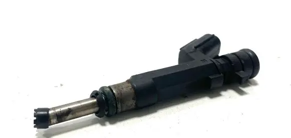 Nissan Juke I F15 Fuel injector 1110707063320010 1110706 01232
