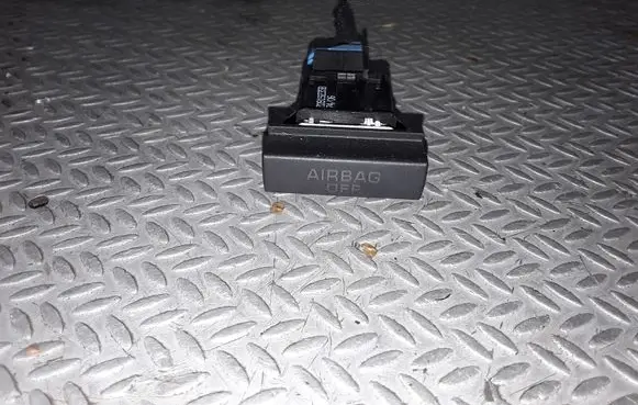 Skoda Octavia Mk2 (1Z) Passenger airbag on/off switch 1Z0919235B