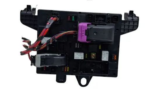 Opel Zafira C Fuse module 13368653 365927271 1110140AC