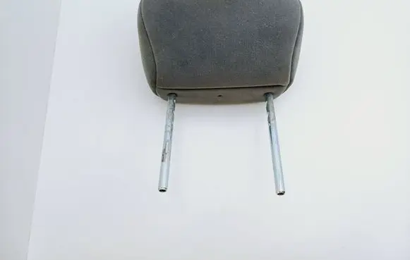 Ford Focus Front seat headrest 