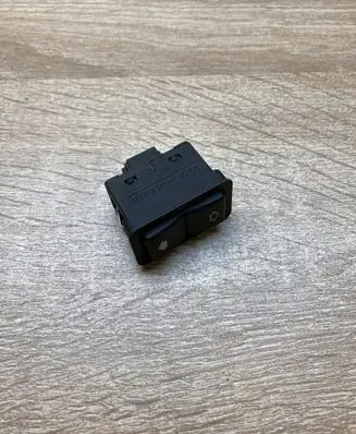 BMW 5 E39 Electric window control switch 8368974