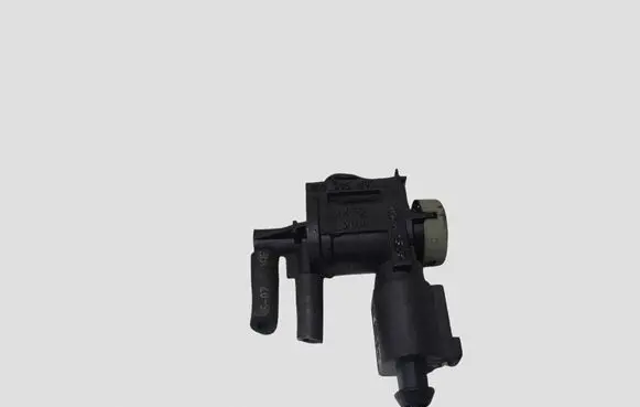 Audi A3 S3 A3 Sportback 8P Turbo solenoid valve 1K0906283A