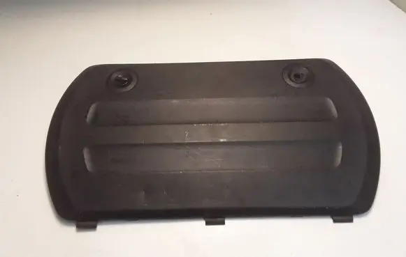 Mitsubishi Pajero Other trunk/boot trim element 7225A009