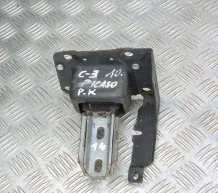 Citroen C3 Picasso Engine mount bracket 9680293680