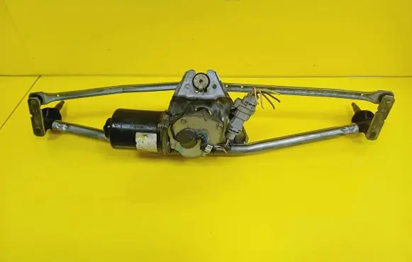 Renault Kangoo I Front wiper linkage and motor