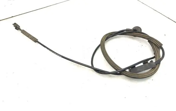Engine bonnet/hood lock release cable