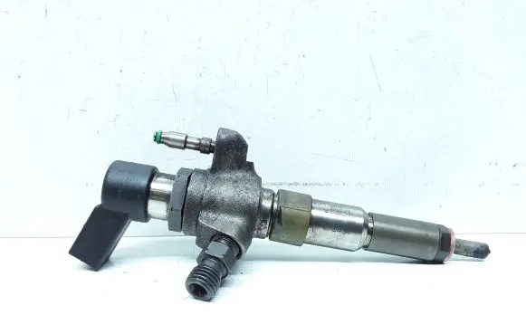 Volvo S60 Fuel injector 9802448680