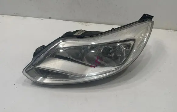 Ford Focus Headlight/headlamp BM5113W030AH 14819 A11877R