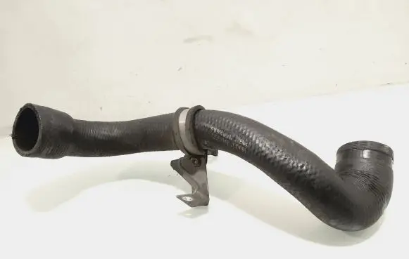 Opel Omega B2 Intercooler hose/pipe 24442207
