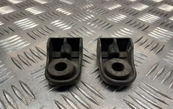 Citroen Xsara Picasso Radiator mount bracket 9628677880