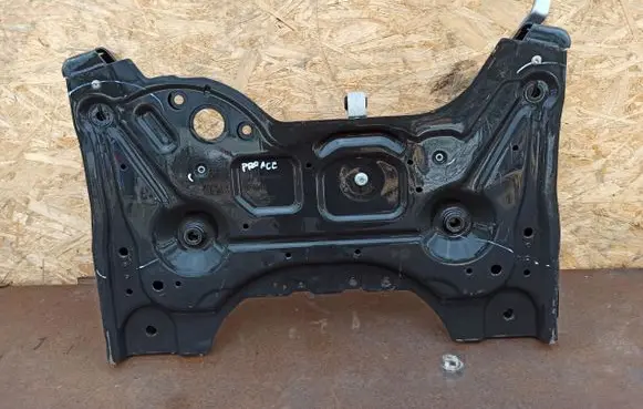 Toyota Proace Engine mounting bracket 