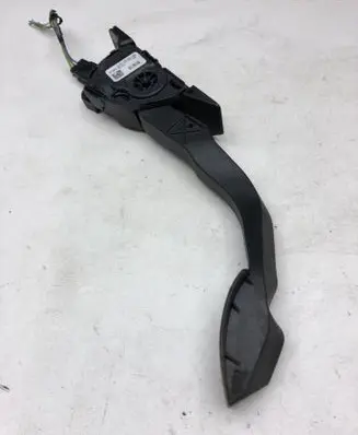 Ford Kuga II Accelerator throttle pedal CV619F836HB