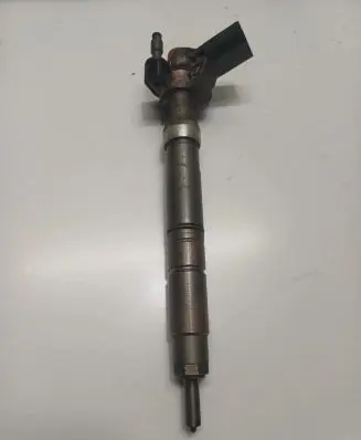 Audi A4 S4 B8 8K Fuel injector 03L130277C