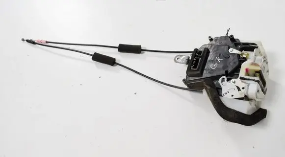 Skoda Superb B8 (3V) Rear door lock 