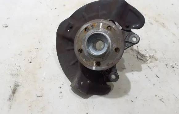 Mercedes-Benz GLA H247 Front wheel hub A2473320200