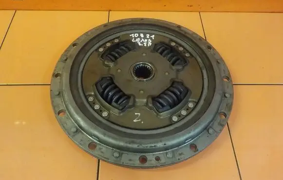 Lexus GS 300 350 430 450H Clutch set kit 6C070021