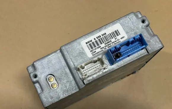 BMW 7 E65 E66 Video control module 6939049 004605 037101088