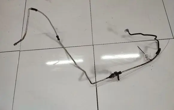 Air conditioning (A/C) pipe/hose