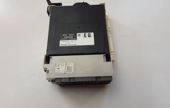Lexus IS III XE30 Comfort/convenience module 8922153262