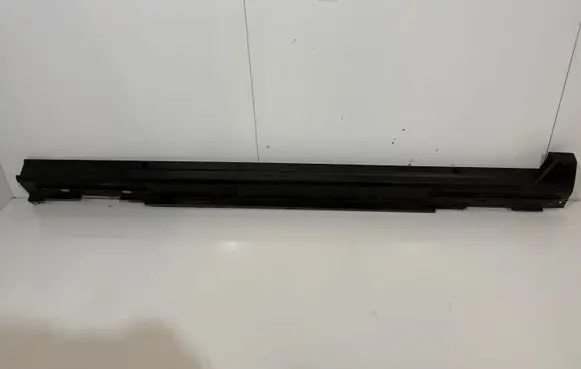 Toyota Yaris Cross Front sill (body part) 75851-52120
