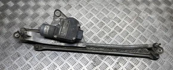 Audi A8 S8 D3 4E Front wiper linkage and motor 4E1955119B 4E1910113B 0390241853