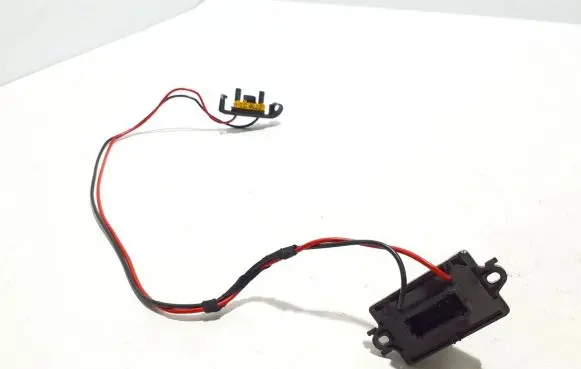 Renault Twingo II Heater blower motor/fan resistor 7701067951