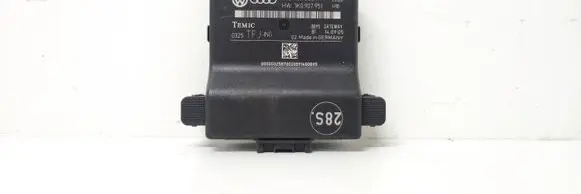 Volkswagen Golf Plus Gateway control module 1K0907530F 0325 1K0907951