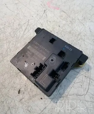 Mercedes-Benz E W211 Door control unit/module 2118201526 356805