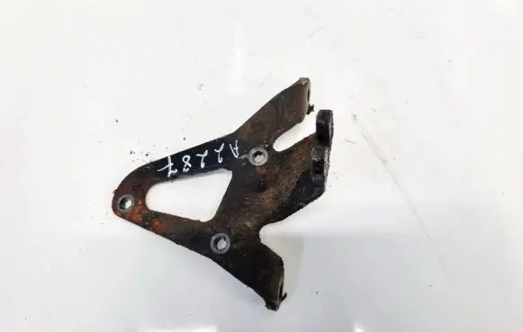 Opel Tigra A Engine mounting bracket