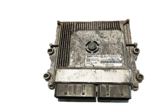 Peugeot 308 Engine control unit/module 9813454380