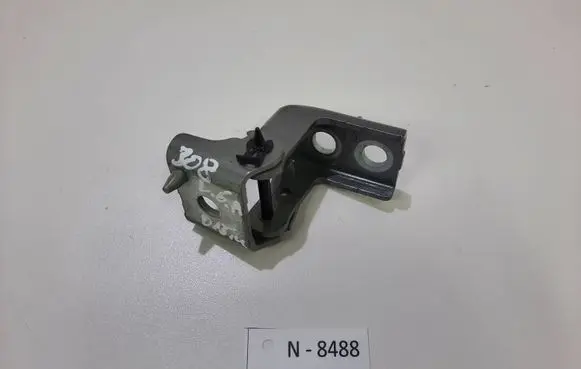 Peugeot 308 Rear door lower hinge