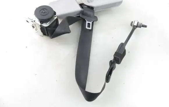 Opel Corsa D Front seatbelt 13240189