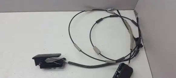 KIA Sorento Fuel cap flap release cable 