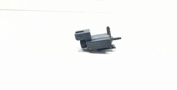 BMW 1 F20 F21 Vacuum valve 7810831 70231800