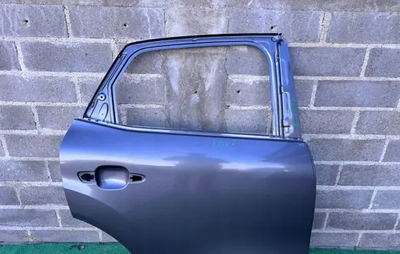Citroen C4 III e-C4 Rear door 