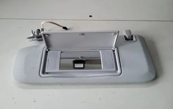 Opel Crossland X Sun visor