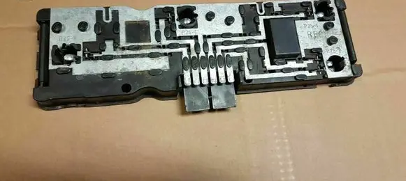 Tail light part