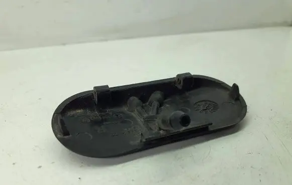 Audi A3 S3 A3 Sportback 8P Windshield washer spray nozzle 8P0955987