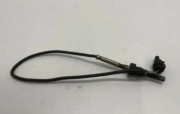 Mercedes-Benz E W211 Exhaust gas temperature sensor A0051531728