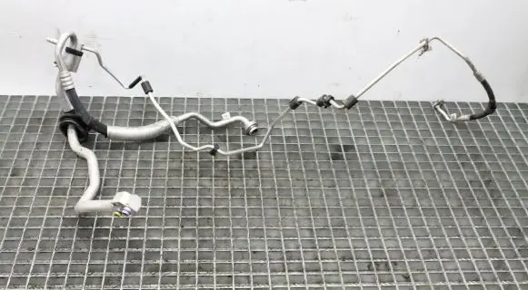 Audi A5 8T 8F Air conditioning (A/C) pipe/hose 8T0260707A