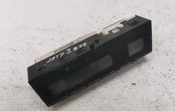 Renault Scenic I Screen/display/small screen P8200142416