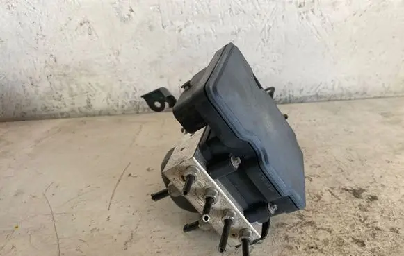 Nissan Micra ABS Pump 476603HN5A 269500 15040710214