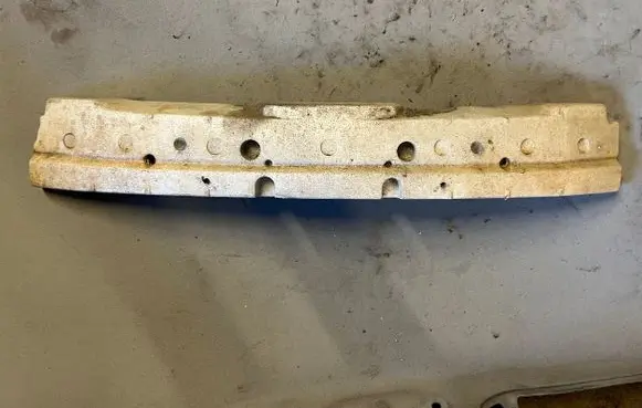 Mitsubishi Outlander Front bumper foam support bar MR971599