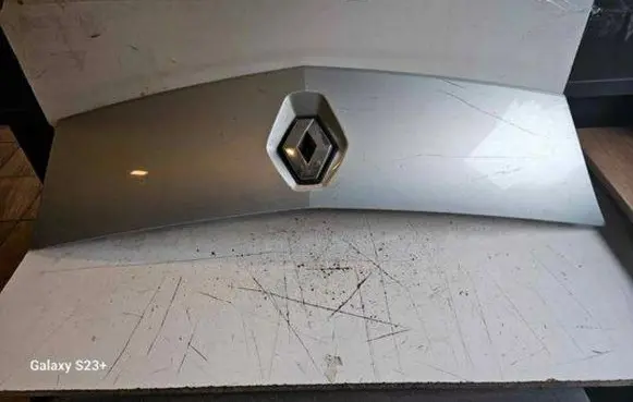 Renault Kangoo II Front grill M39295 B200499017